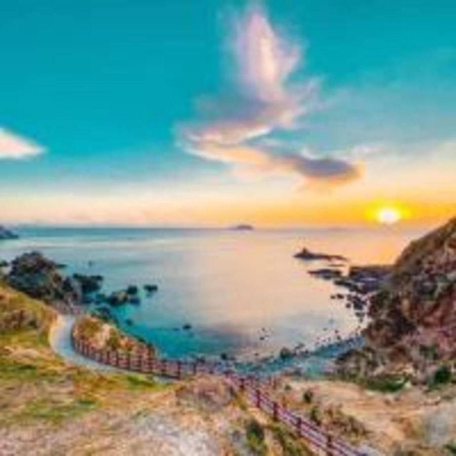 Xavia Hotel Quy Nhon Bagian luar foto
